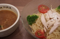 「冷製カリーつけ麺～農園サラダを添え～（夏限定）＋大盛無料」@麺屋 江武里の写真