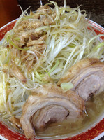 「小ラーメン+ネギ¥790」@ラーメン二郎 横浜関内店の写真