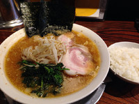 「とんこつ味噌ラーメン（大盛り）770円＋100円」@あじゃあらの写真