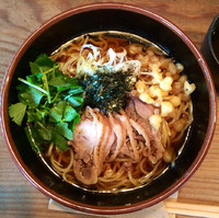 「あっつい鳥中華 850円」@酒場・山形そば ふくやの写真