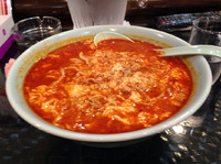「ミソタンタンメン・メチャ辛（大盛り）800円＋100円」@元祖タンタンメン本舗の写真