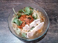 「【限定】山椒香るトマト冷やし麺 ￥880」@背脂らーめん 宮本 西池袋店の写真