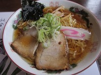 「中華そば（６５０円）＋ミニチャーシュー丼」@中華そば 金ちゃんの写真