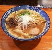 「鶏白湯醤油　@750円」@麺や 亀陣の写真