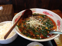 「ニラそば・大辛（大盛り）のAセット830円＋50円＋110円」@ラーメン創作麺処 めん坊の写真