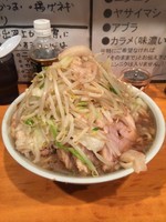 「大ラーメン豚入り」@豚星。の写真