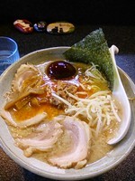 「八蔵麺１０００円、大盛１００円、半ライスサービス」@麺処 八蔵の写真