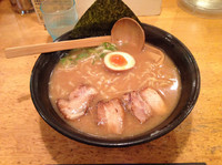 「醤油らーめん大盛」@らーめん本郷亭 本店の写真