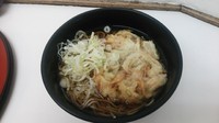 「かき揚げそば」@そば処中山道 大宮8・9番線店の写真