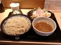 「特製つけ麺中盛+濃厚杏仁豆腐」@つけ麺 道の写真