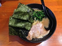 「醤油豚骨ラーメン （720円）」@横浜家系らーめん 豚骨番長 秋葉原昭和通り店の写真