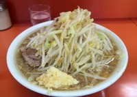 「小ラーメン700円 (麺半分、ヤサイ・ニンニク・カラメ)」@ラーメン二郎 神田神保町店の写真