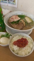 「【限定】夏の丸地鶏黄金ラーメン」@MENYA 食い味の道有楽の写真
