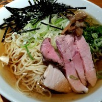 「鰹出汁冷しらぁめん  ７５０円」@喜元門 つくばサイエンス通り店の写真