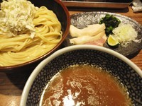 「【3周年限定】豚＆貝出汁の淡麗つけ麺　850円＋α」@ラーメン燈郎の写真