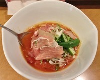 「冷やしトマトトムヤクン（限定品） \800」@麺屋 紅の写真