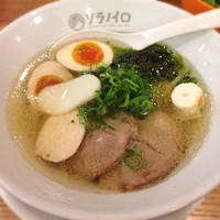 「塩煮干しそば」@ソラノイロ salt & mushroomの写真