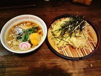 「つけめん(620円)+ぱりぱり餃子(200円)」@中華そば 光来の写真