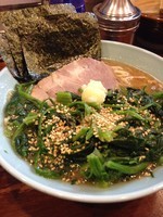 「ほうれん草ラーメン」@横浜家系ラーメン 家家家 飯田橋店の写真