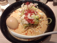 「冷やし坦々麺(800円)＋玉子( 100円)」@麺屋 百式 権之助坂店の写真