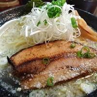 「白丸　750円」@麺diningけいずの写真