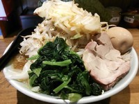 「ラーメン（醤油）680円＋野菜100円＋味玉サービス」@横浜家系濃厚とんこつラーメン 竹取家の写真