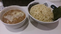 「イベントスープ さば濃厚 つけ麺 肉ワンタントッピング」@麺屋 侍の写真