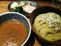 「(3周年記念イベント限定)豚＆貝出汁淡麗つけ麺」@ラーメン燈郎の写真