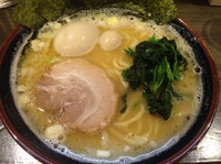 「ラーメン 味玉トッピング」@駒大商店の写真