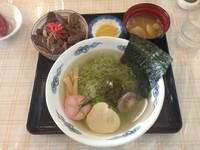 「羅臼昆布羅〜メン＋鹿肉丼（ミニ）、850円＋650円」@羅臼の海味 知床食堂の写真