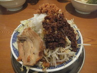 「うま辛ふじ麺味噌850円(味濃い目＆脂多め＆野菜ちょい増し)」@優勝軒 柏店の写真