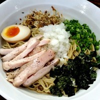 「冷製ニボマゼ ８００円（７月３１日フォロアー限定）」@二代目 むじゃきの写真