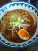 「くろはまらーめん」@はまゐば 大曽根店の写真