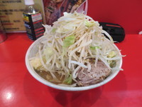 「小ラーメン　ニンニクヤサイカラメ」@ラーメン二郎 府中店の写真