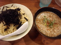 「〖夏季限定〗煮干つけそば（大盛同料金）800円」@らぁめん 泰然の写真