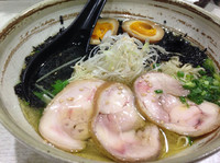 「幸山塩鶏そば」@塩そば幸山の写真