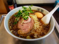 「味玉本道 830円 中盛(225g) 100円」@亜流本道の写真