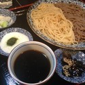 とろろ蕎麦（中華麺合い盛）＋冷酒