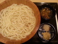 「【釜揚げうどん(大盛)380円】→半額の180円」@丸亀製麺 イーサイト高崎店の写真