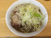 「小（麺少なめ）」@ラーメン二郎 環七新新代田店の写真