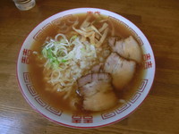 「蔵出ししょうゆラーメン（￥600）+「玉ねぎ入り」」@喜多方食堂 浅草本店の写真