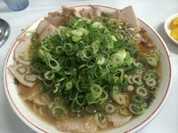「特製ラーメン+餃子+大ライス」@本家第一旭 たかばし本店の写真