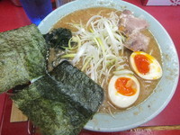 「特製味噌ラーメン700円＆コテコテ100円(太麺無料)」@ラーメンショップ 牛久結束店の写真