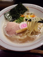 「鶏魚介らーめん700円」@麺屋まるの写真