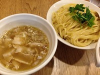 「ガーリック肉塩つけめん（大盛）」@つけめん桜坂の写真