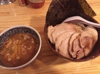 「特製濃厚魚介豚骨つけ麺」@豚骨一燈 阿佐ヶ谷店の写真