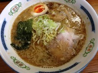 「豚骨魚介そば（あっさり味）」@めん処 宣の写真