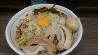 「小＋汁なし＋ニラキムチ＋味玉」@ラーメン二郎 横浜関内店の写真