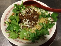 「【限定】じゃばら果汁の汁無し担担麺（820円）」@麺や 七彩 東京駅の写真