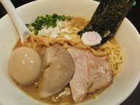 「【限定】マー油濃厚伊吹煮干そば　800円＋味玉」@おおぜき中華そば店の写真